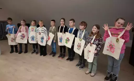 Wizyta uczniów z Kramarzyn w bibliotece